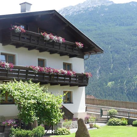 Apartment Fischer Tarrenz Bagian luar foto