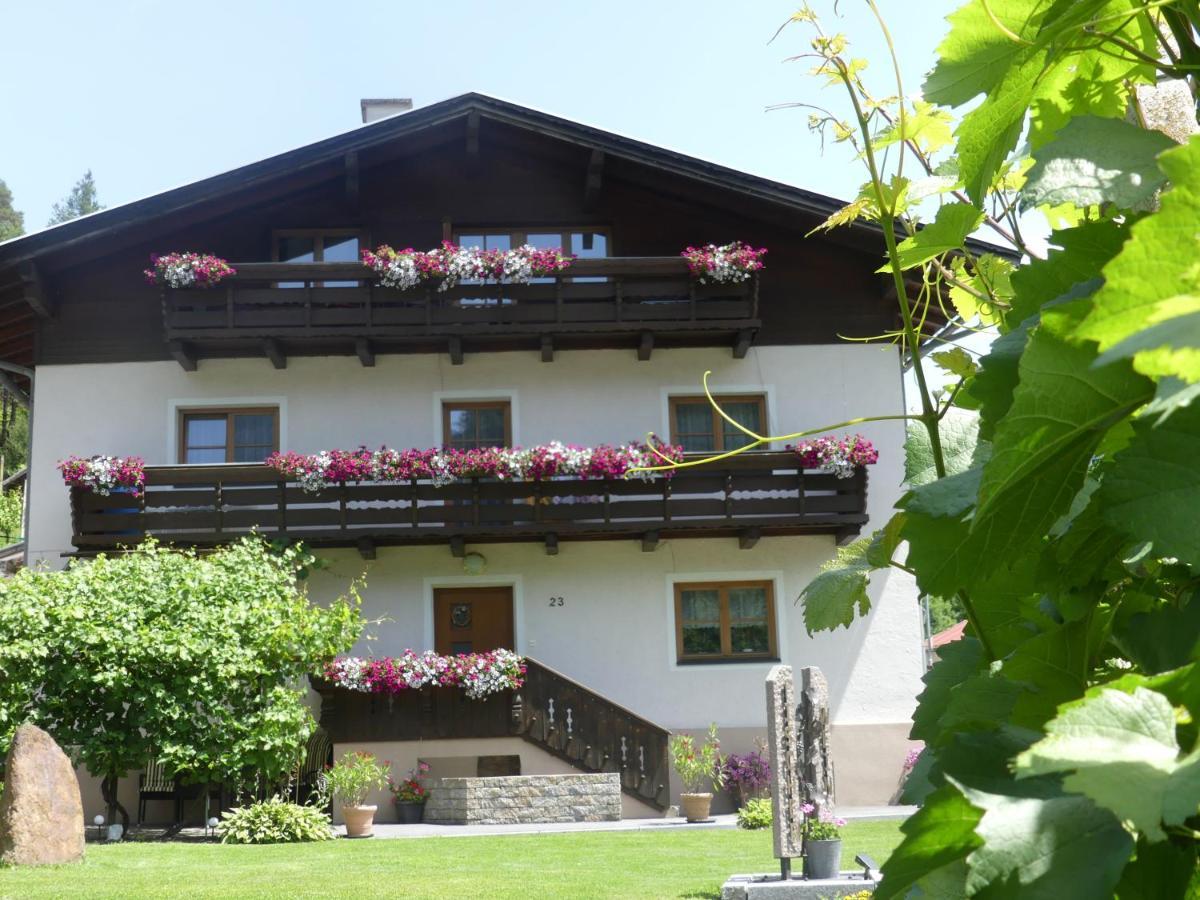 Apartment Fischer Tarrenz Bagian luar foto