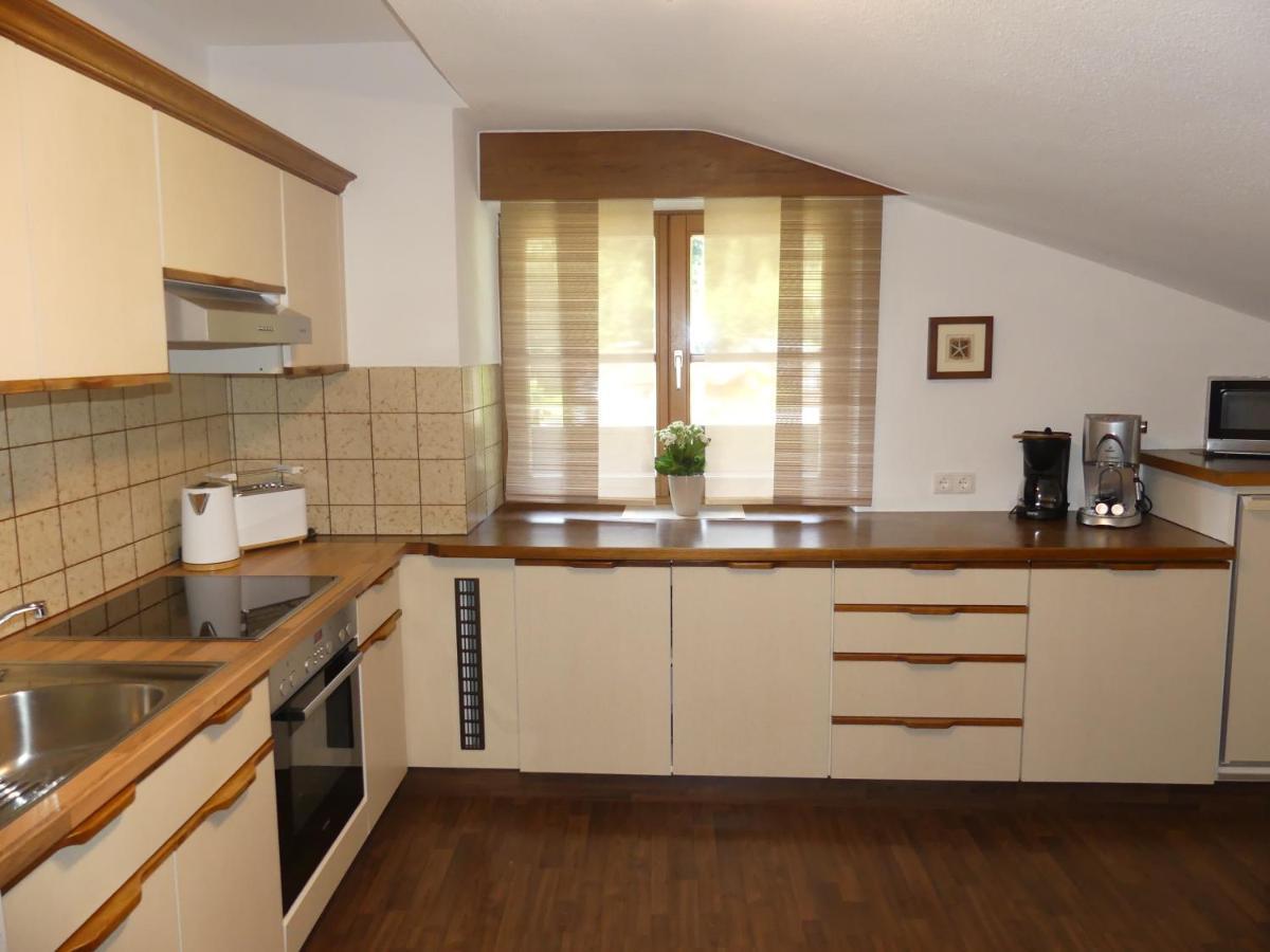 Apartment Fischer Tarrenz Bagian luar foto