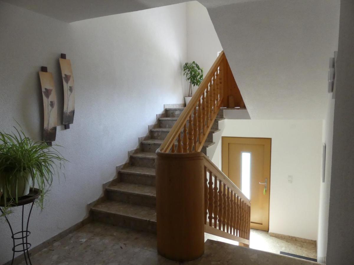 Apartment Fischer Tarrenz Bagian luar foto