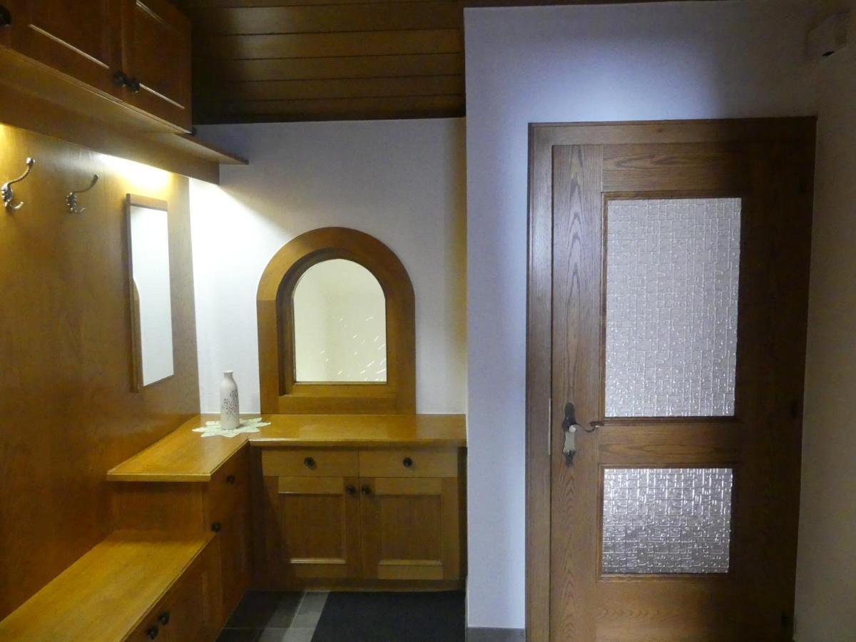 Apartment Fischer Tarrenz Bagian luar foto