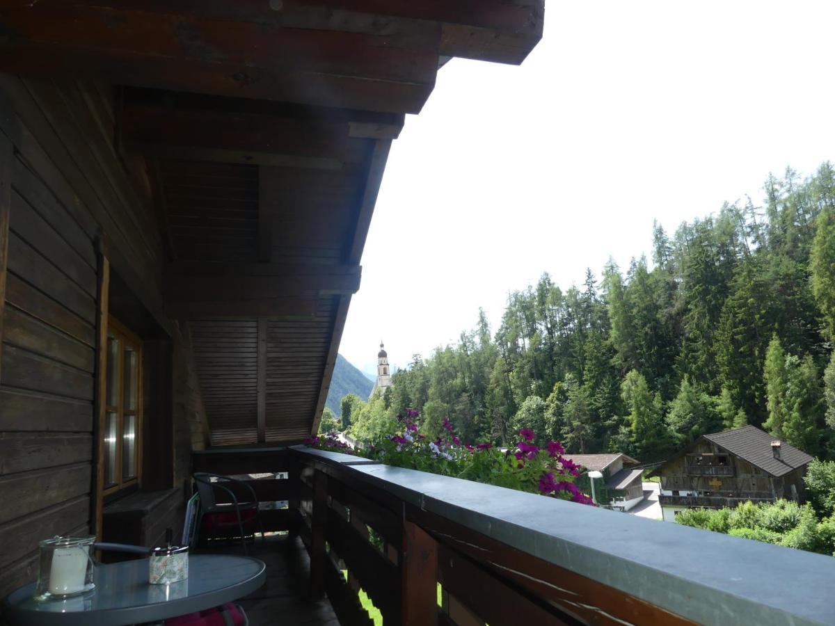 Apartment Fischer Tarrenz Bagian luar foto